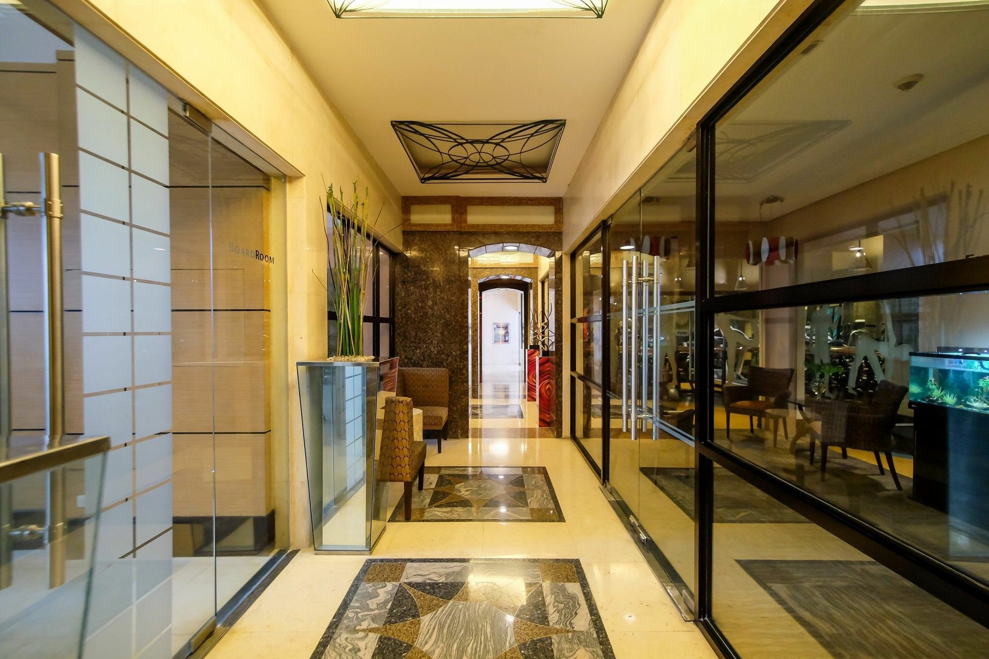 Zen Home Forbeswood Parklane Bgc Taguig Exteriör bild