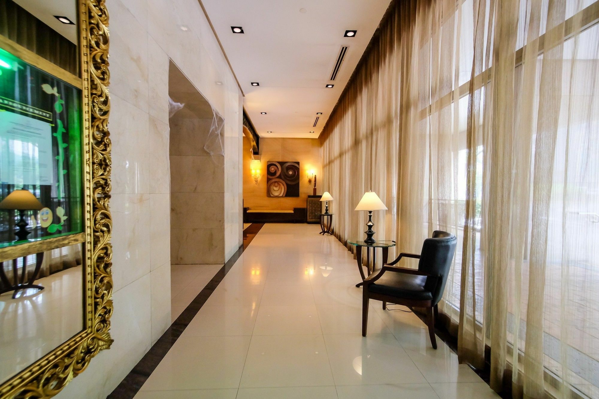 Zen Home Forbeswood Parklane Bgc Taguig Exteriör bild